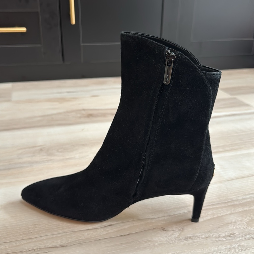 Sam Edelman USHA ANKLE BOOTIE black suede - Picture 8 of 11